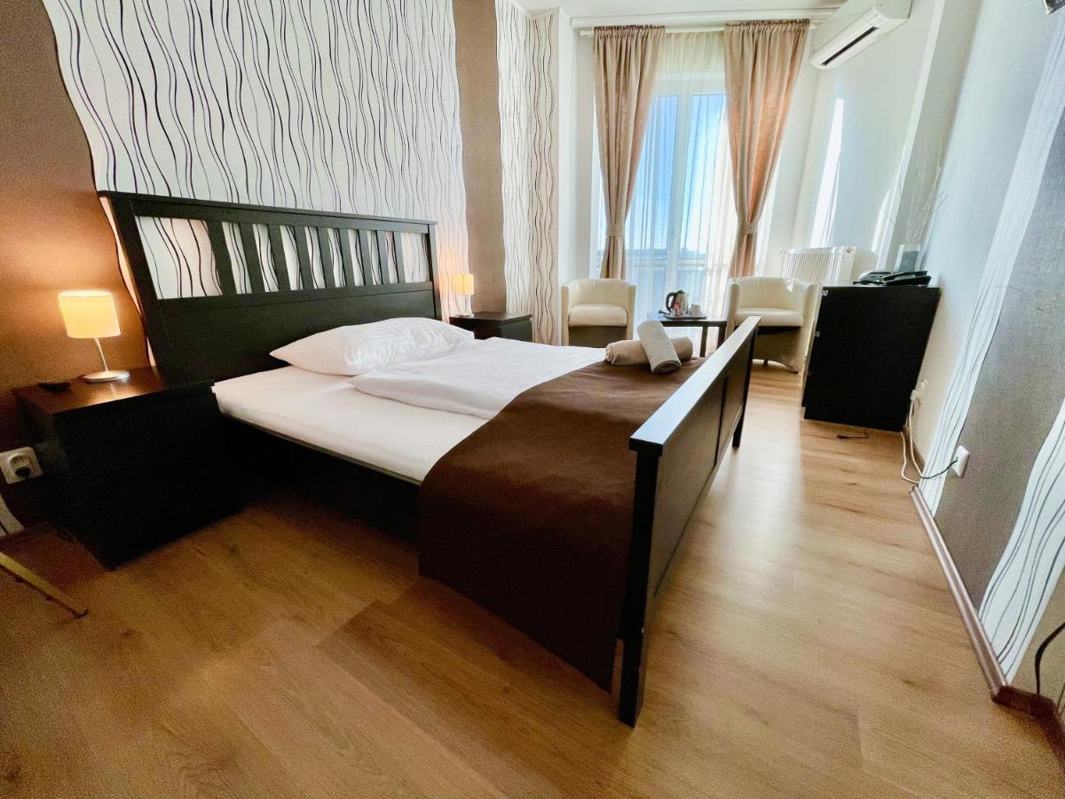 Hotel Modena Bratislava Exterior photo