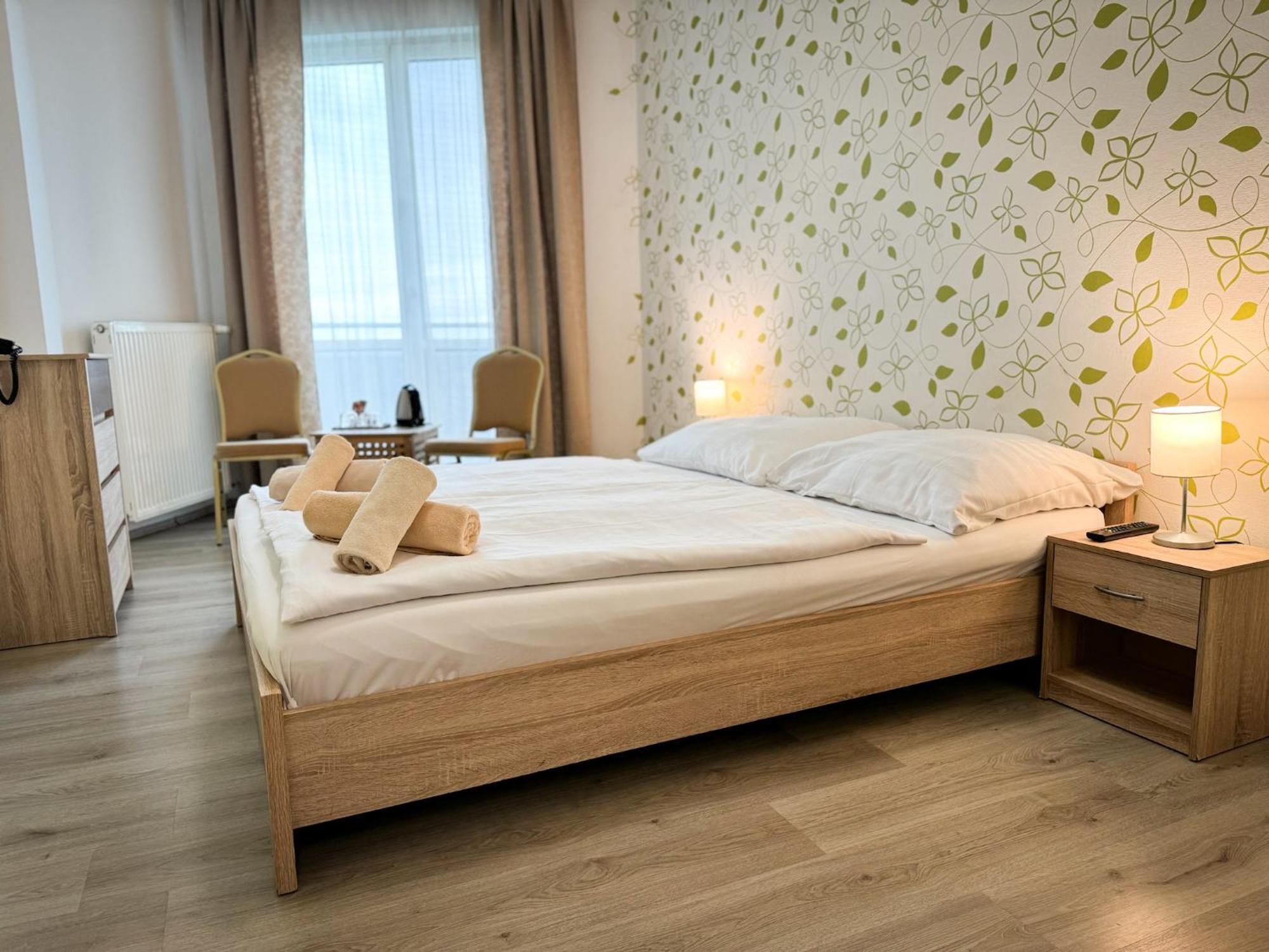 Hotel Modena Bratislava Exterior photo